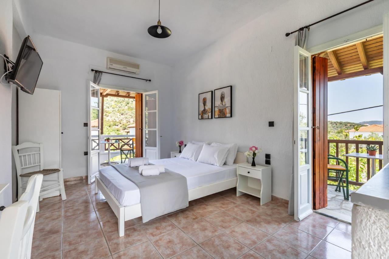 Konstantina Studios Skópelos Eksteriør bilde
